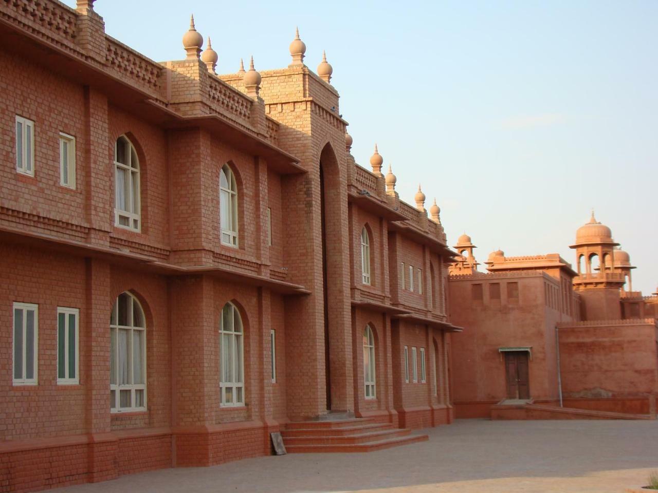 Hotel Gaj Kesri à Bikaner Extérieur photo